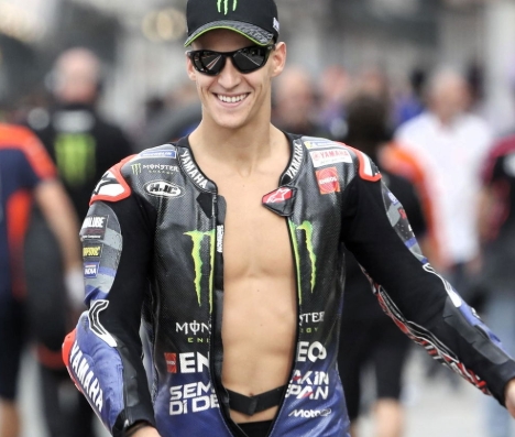 Read more about the article Fabio Quartararo Tanggapi Rumor Hijrah ke Honda pada MotoGP 2027: Terlalu Banyak Spekulasi