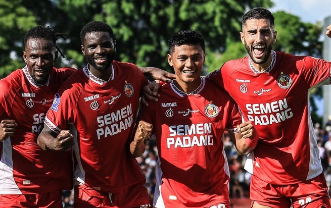 Read more about the article Terjebak di Papan Bawah, Semen Padang FC Lakukan Revolusi Skuad Jelang Putaran Kedua